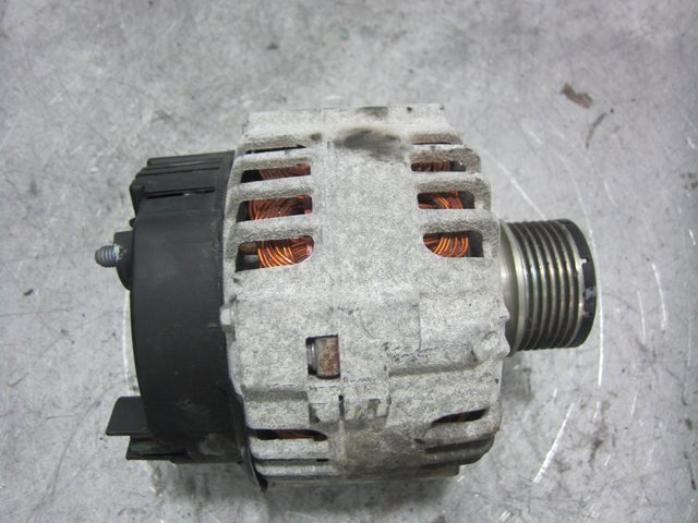 8200385098 Alternador  disponible Utrera