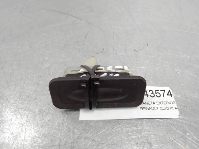 8200385515 RENAULT Botón de accionamiento del cierre de la tapa del maletero (puerta trasera 3/5) comprar Alcalá