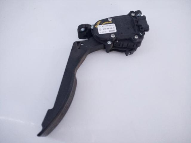RENAULT 8200386506 Pedal del acelerador  en stock Valencia