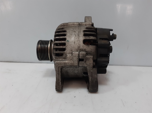 RENAULT 8200386806 Alternador comprar Pamplona