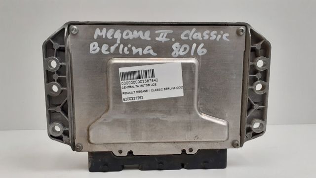 8200387138 RENAULT ECU  en stock Gandía