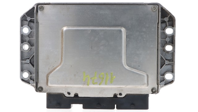 8200387138 RENAULT ECU  en stock Huelva