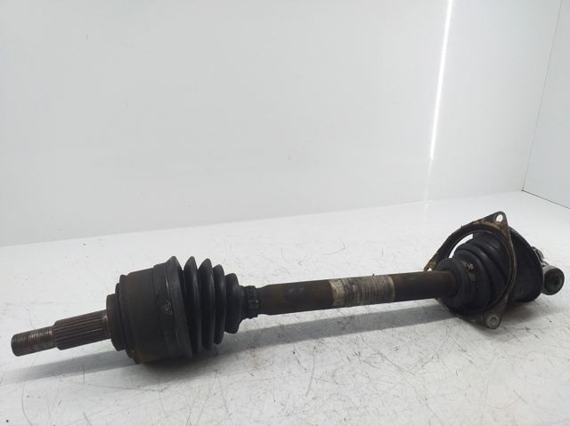 Árbol de transmisión delantero izquierdo 8200387378 Renault (RVI)