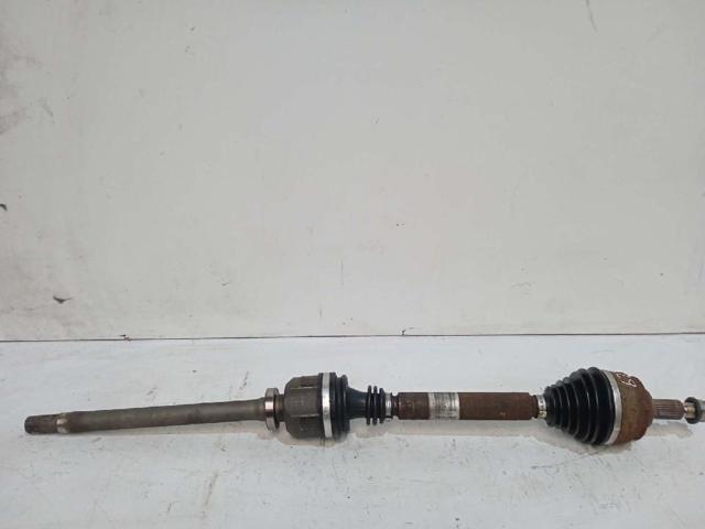 Semieje delantero derecho 8200387407 RENAULT