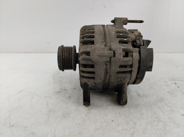 8200390675 RENAULT Alternador  en stock Córdoba