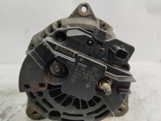 8200390675 RENAULT Alternador  en stock Córdoba