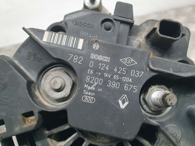 8200390675 Alternador  disponible Málaga