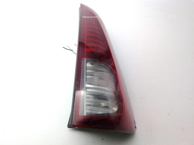 8200394724 Piloto trasero derecho  en stock Sabadell
