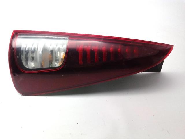 8200394724 RENAULT Piloto trasero derecho comprar Madrid