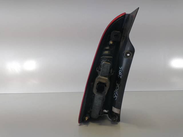 RENAULT 8200394724 Piloto trasero derecho comprar Tarragona