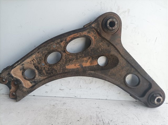 8200395007 Brazo inferior izquierdo de la suspensión delantera  comprar en Zaragoza