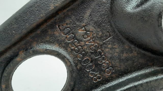 8200395007 Brazo inferior izquierdo de la suspensión delantera comprar Girona