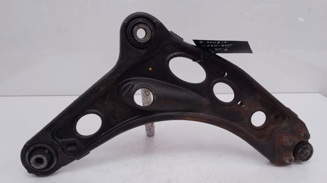 8200395007 Brazo inferior izquierdo de la suspensión delantera  en stock Granada