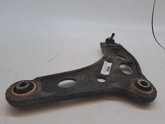 8200395007 Brazo inferior izquierdo de la suspensión delantera  comprar en Zaragoza