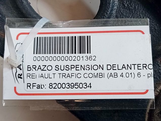 8200395034 RENAULT Brazo inferior derecho de la suspensión delantera  disponible Ourense