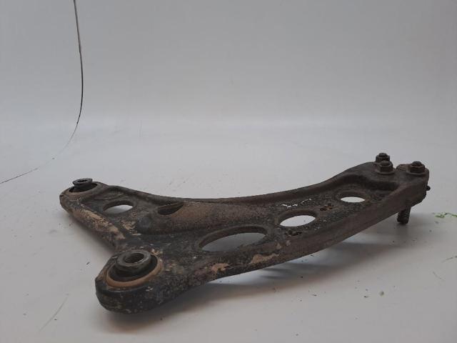 8200395034 RENAULT Brazo inferior derecho de la suspensión delantera  en stock Gandía