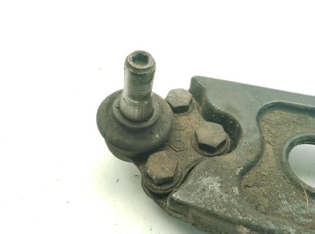 8200395034 Brazo inferior derecho de la suspensión delantera  en stock Sabadell