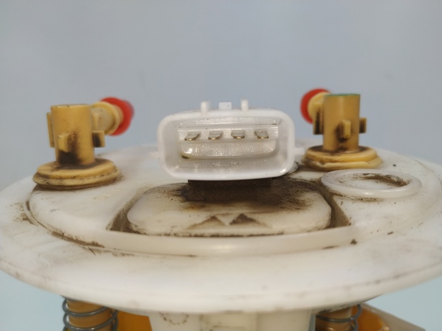 Unidad de alimentación de combustible 8200397677 RENAULT