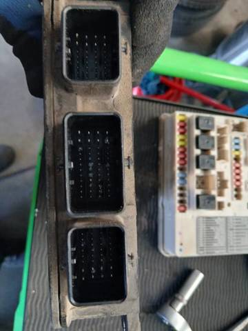 Comprar Módulo de control del motor Micra  K12