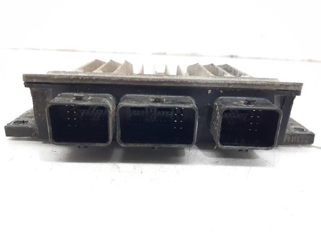 8200399038 RENAULT Unidad de control del motor (ECU)  disponible Alicante