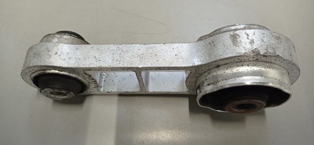Soporte superior del motor 8200399539 RENAULT