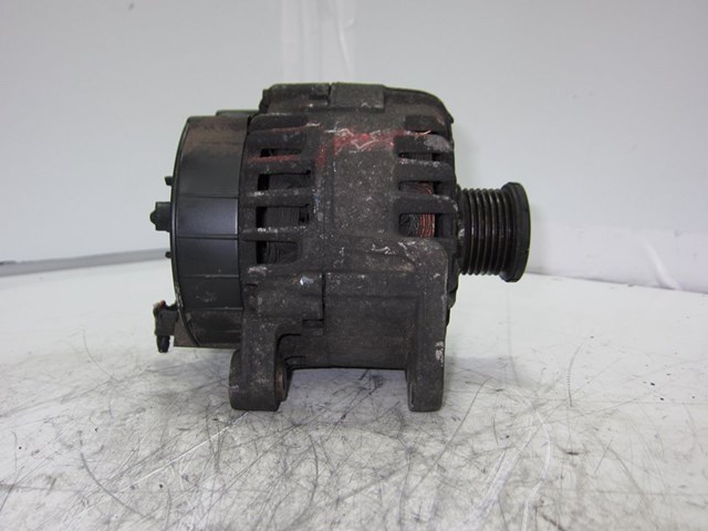 RENAULT 8200404459 Alternador  en stock Salamanca
