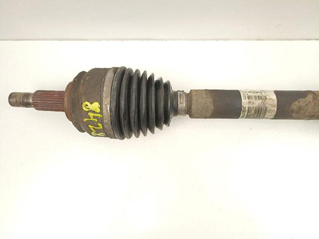 8200405445 Semieje delantero derecho  en stock Sabadell