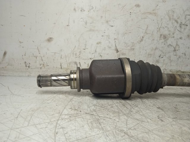 RENAULT 8200408417 Semieje delantero izquierdo  en stock Valencia
