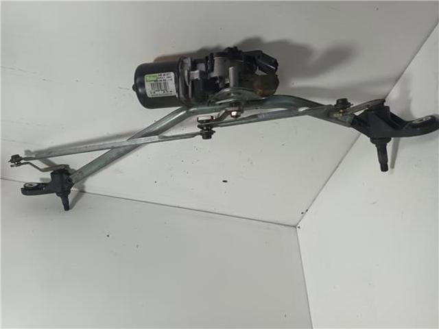 8200409692C Varilla de limpiaparabrisas  en stock Sabadell