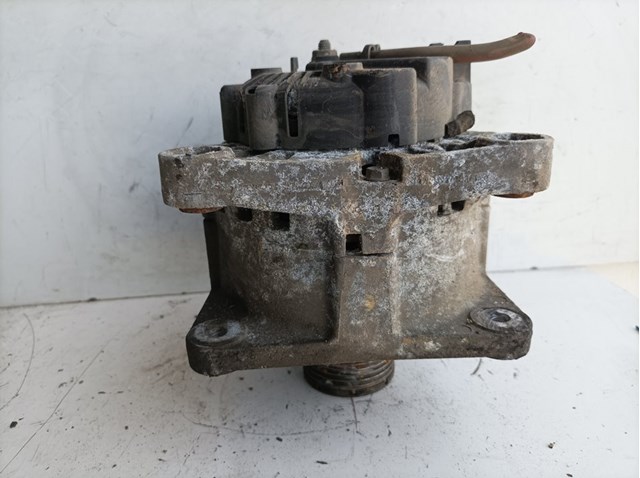 8200410681 RENAULT Alternador  comprar en Jaén