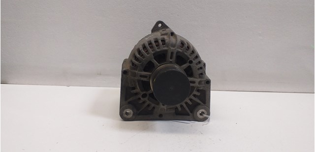 8200410681B Alternador  disponible Málaga