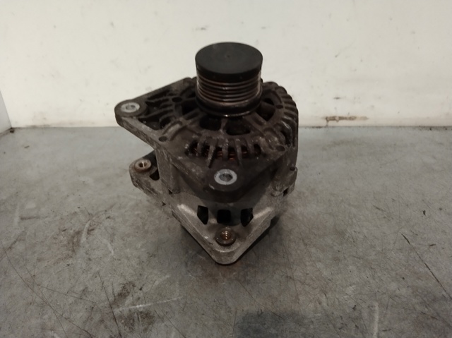 8200410681B Alternador  comprar en Pontevedra