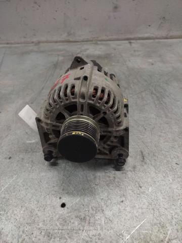 8200410681B RENAULT Alternador  comprar en Jaén