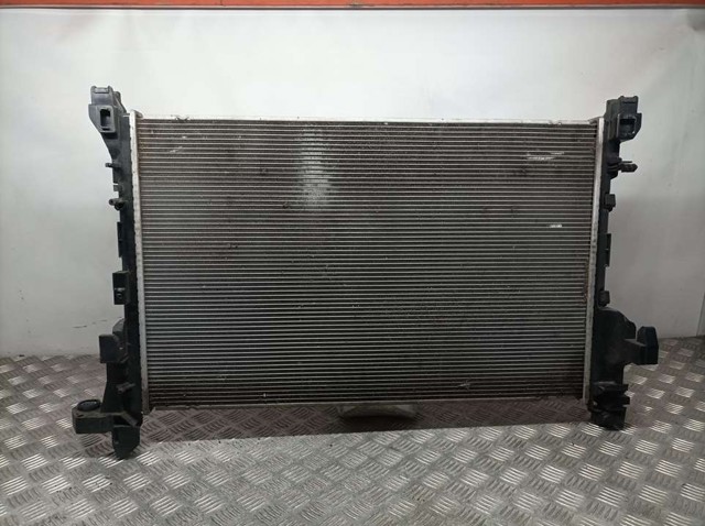 8200411166 RENAULT Radiador  en stock Córdoba