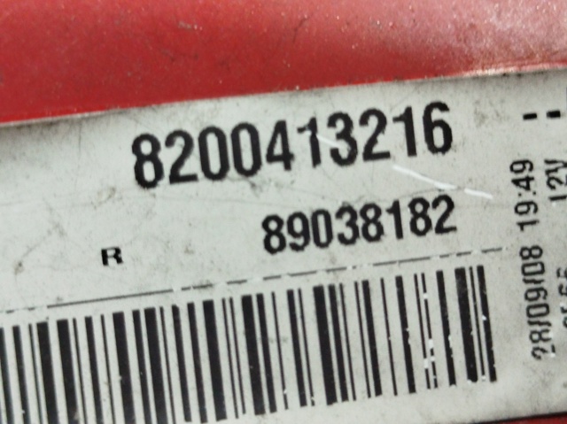 RENAULT 8200413216 Piloto trasero derecho  comprar en Ponferrada
