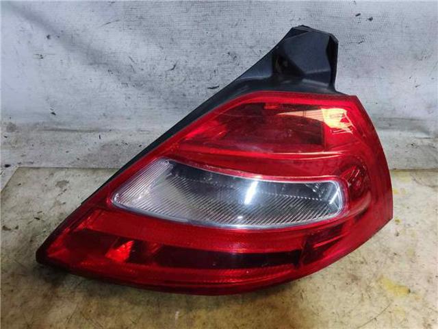 8200413216 RENAULT Piloto trasero derecho comprar Madrid