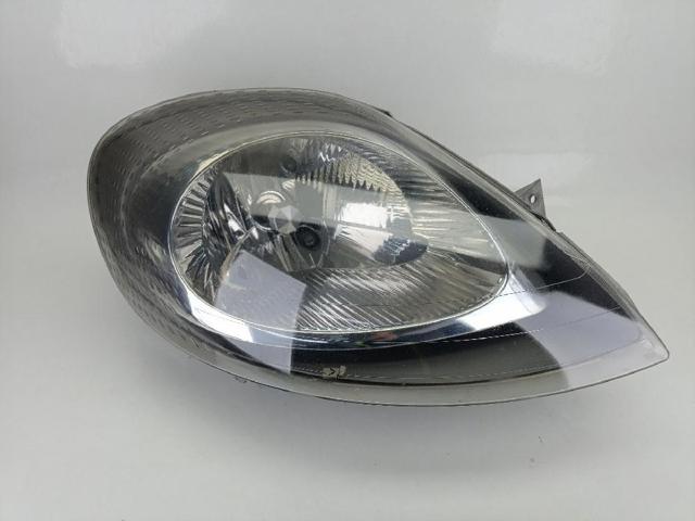Luz derecha 8200415241 RENAULT
