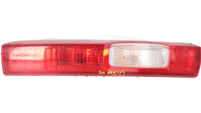 Piloto trasero derecho 8200415251 OPEL