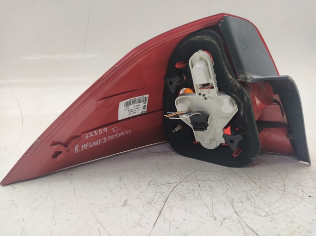 8200417347 Piloto trasero derecho  comprar en Zaragoza