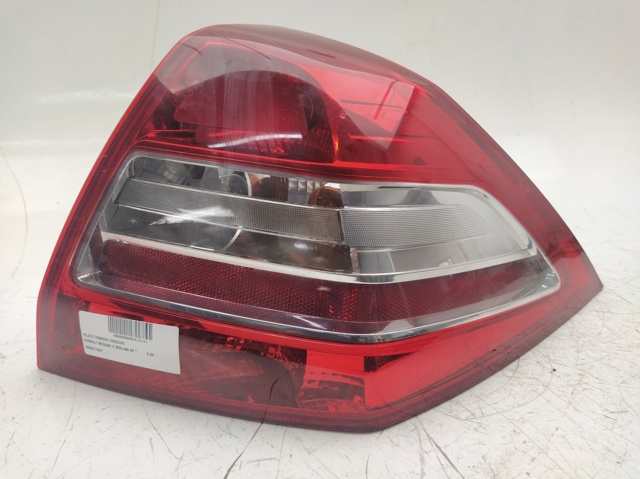 RENAULT 8200417347 Piloto trasero derecho  comprar en Ponferrada