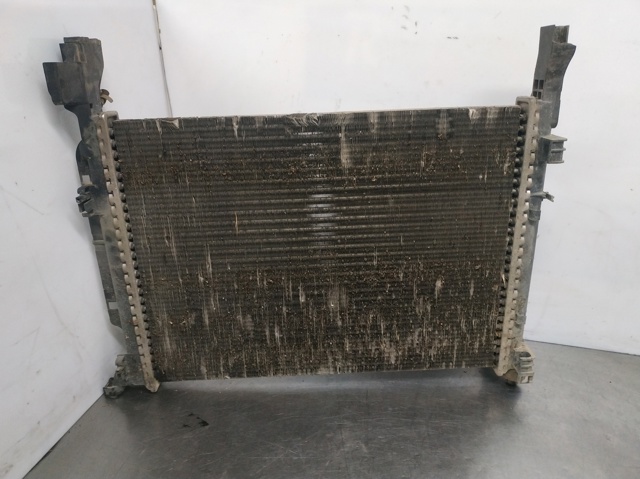 RENAULT 8200418327 Radiador comprar Barcelona