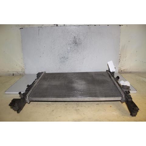 RENAULT 8200418327 Radiador de refrigeración del motor  comprar en Murcia
