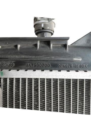RENAULT 8200418328 Radiador  en stock Terrassa