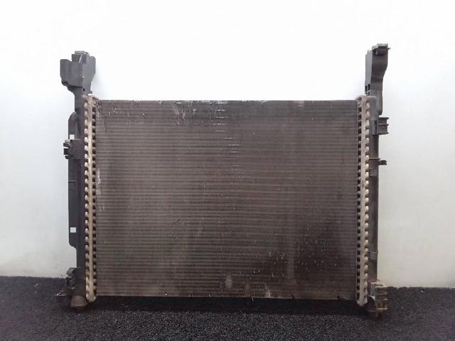 RENAULT 8200418328 Radiador  en stock Valencia