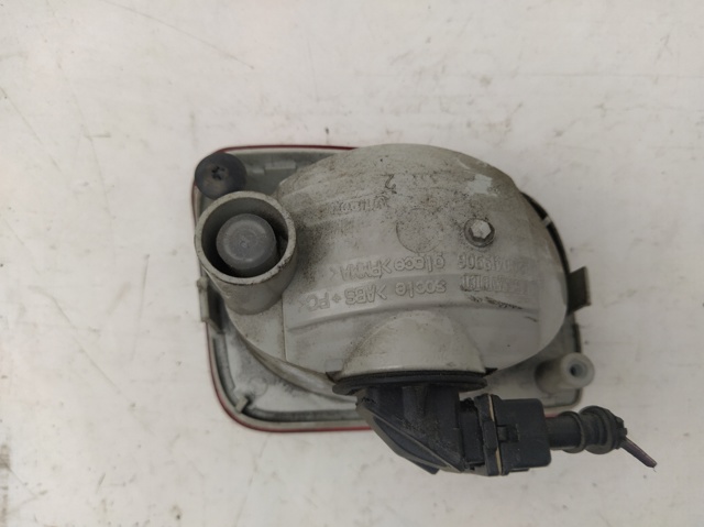 RENAULT 8200419906 Luz antiniebla trasera izquierda comprar Barcelona
