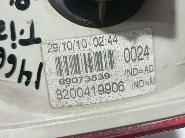 8200419906 Luz antiniebla trasera izquierda  disponible Burgos