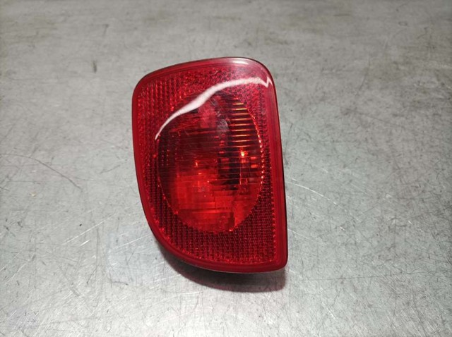 8200419908 RENAULT Luz antiniebla trasera derecha comprar Alcalá