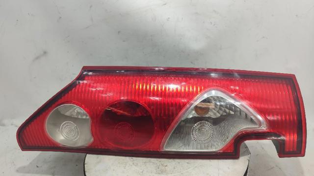 8200419941 Piloto trasero izquierdo  en stock Sabadell