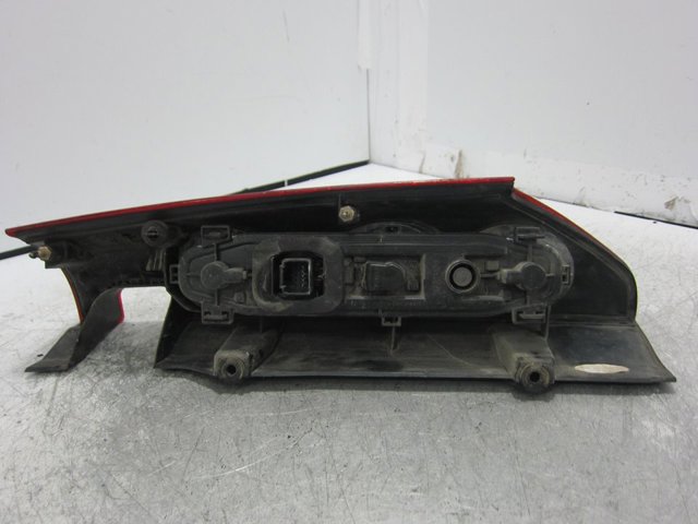 8200419941 RENAULT Piloto trasero izquierdo  disponible Ourense