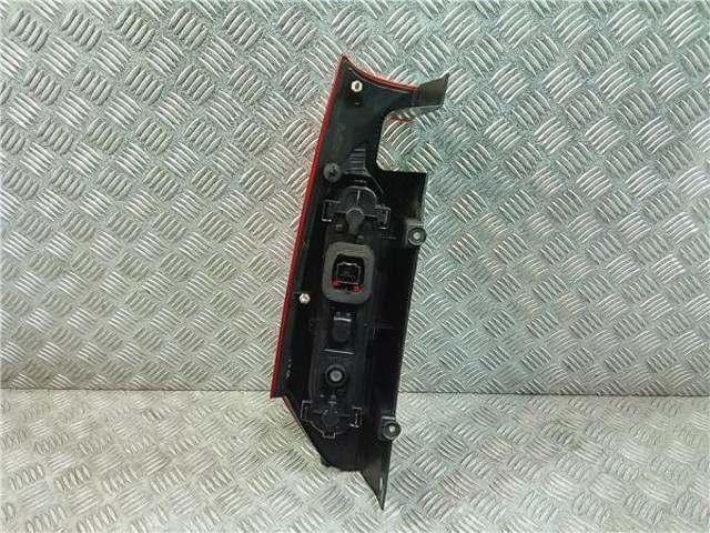 8200419945 RENAULT Piloto trasero derecho comprar Madrid